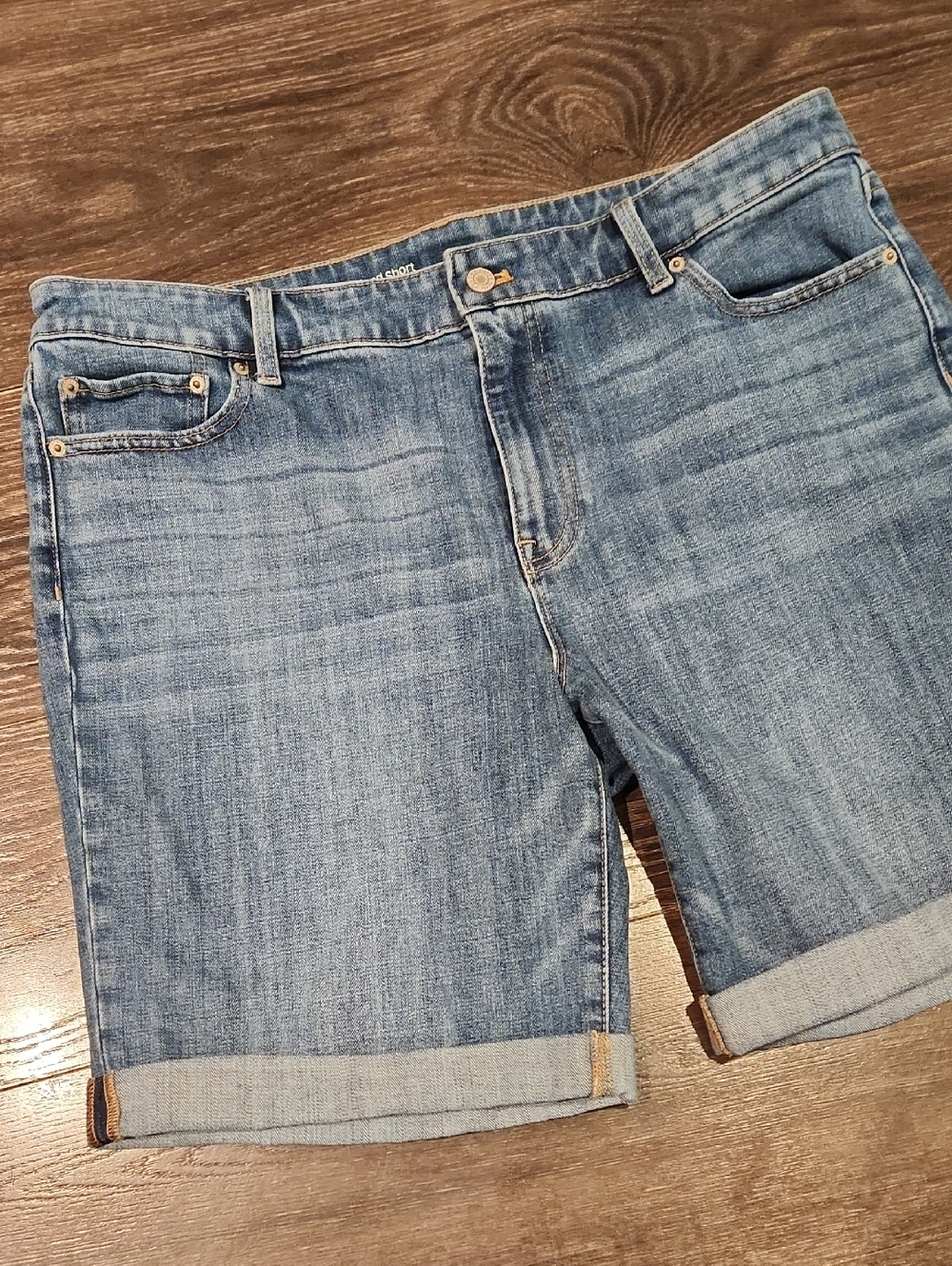 ❤️ TALBOTS HIGH RISE GIRLFRIEND DENIM JEAN SHORTS, 16 (33) - Picture 3 of 7